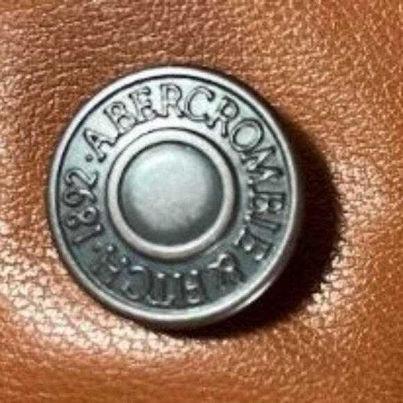 Abercrombie & Fitch 90s Straight Ultra High Rise Vegan Leather Pants  2LUS  EUC - Picture 5 of 8